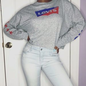 Levi’s Womens Gray Cropped Pullover Sweater small